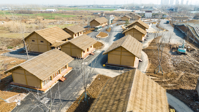 雙墩文化村、雙墩文化博物館以及遺址公園東西入口主體施工已基本完成